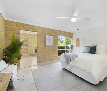 BEACHSIDE HIDEAWAY BONNY HILLS - Accommodation Sunshine Coast 1