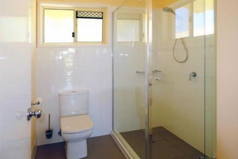 At Cylinder Unit 3 - Accommodation Sunshine Coast 4