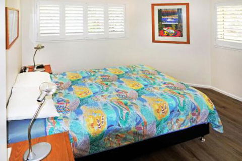 At Cylinder Unit 3 - Accommodation Sunshine Coast 2