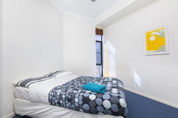 Stylish Inner City Apartment - Accommodation Sunshine Coast 6