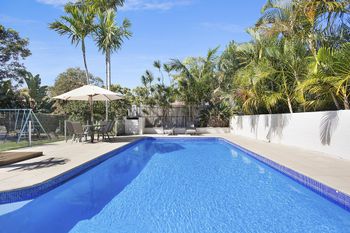 Burleigh Heights - Accommodation Sunshine Coast 3