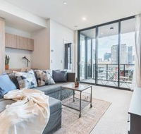 Executive Two Bedroom City Apartment With Views - Accommodation Sunshine Coast