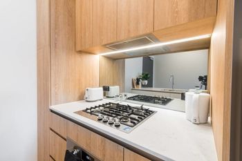 Executive Two Bedroom City Apartment With Views - Accommodation Sunshine Coast 1