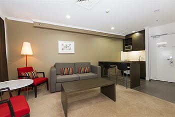 Holiday Inn Townsville - Accommodation Sunshine Coast 1