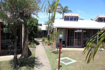 Crescent Head Resort & Conference Centre - Accommodation Sunshine Coast 0