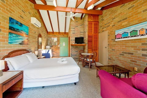 Crescent Head Resort & Conference Centre - Accommodation Sunshine Coast 4