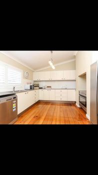 Edgeworth Street Manor - Accommodation Sunshine Coast 4