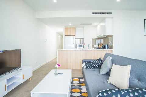 Romantic Fairyland Apartment - Accommodation Sunshine Coast 4