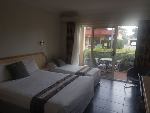 Jopen Cafe & Motel - Accommodation Sunshine Coast 6