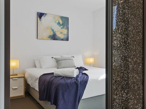 CHARLOTTE Manhatten Building Near Spencer St. & Southern Cross Station - Accommodation Sunshine Coast 1
