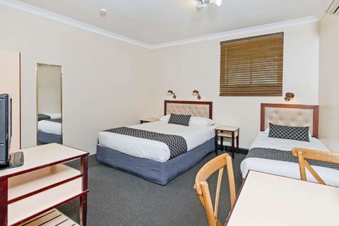 Econo Lodge Savannah Park Tamworth - Accommodation Sunshine Coast 3