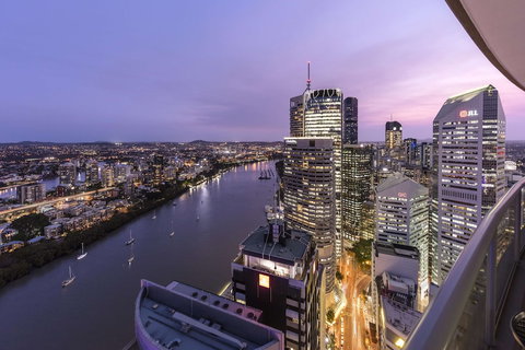 Oaks Aurora Tower - Accommodation Sunshine Coast 2