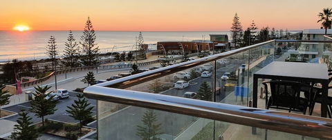 Sea Breeze Luxury Holiday Apartment Accommodation - Accommodation Sunshine Coast 0