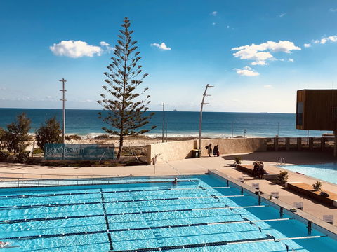 Sea Breeze Luxury Holiday Apartment Accommodation - Accommodation Sunshine Coast 4