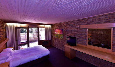 Flinders Cove Motor Inn - Accommodation Sunshine Coast 3