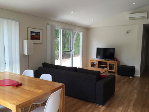 17 By The Sea - Dunsborough - Accommodation Sunshine Coast 5