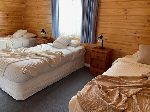 Dunes - Elegant Beach Villa With Huge Swim Spa - Accommodation Sunshine Coast 5