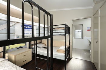 Lakeside Holiday Park - Accommodation Sunshine Coast 6