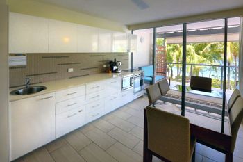 Drift Luxury Private Apartment - Accommodation Sunshine Coast 5