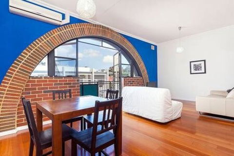Stylish 2 Bedroom Apartment In The City - Accommodation Sunshine Coast 5