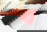 OLIVER Laneway Art, Fed Square & Top Restaurants - Accommodation Sunshine Coast 0