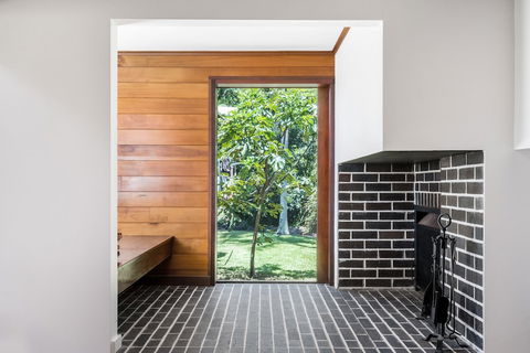 Your Luxury Escape - Cedar View - Accommodation Sunshine Coast 4