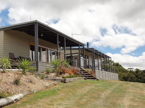 King Parrot Cottages - Accommodation Sunshine Coast 3