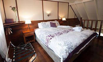 Margaret River Stone Cottages - Accommodation Sunshine Coast 0
