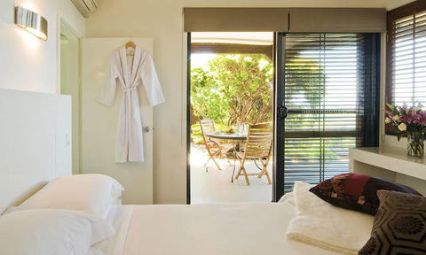 The Summerhouse - Accommodation Sunshine Coast 0