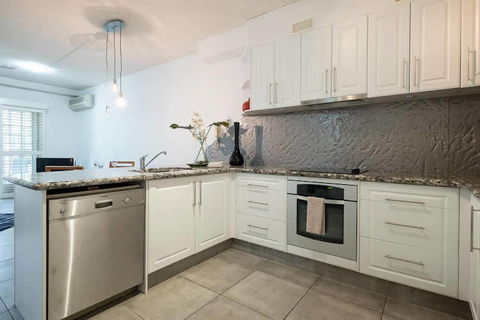 Powerhouse Apartments & Terraces - Accommodation Sunshine Coast 0