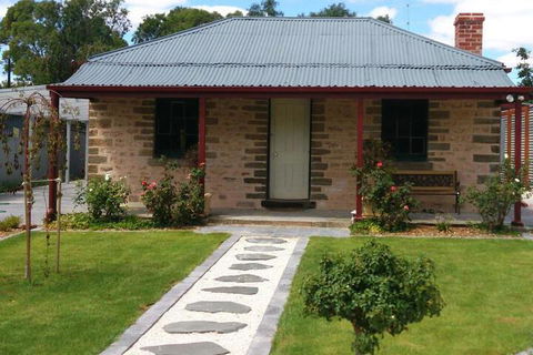 Annabelles Cottage - Accommodation Sunshine Coast 4