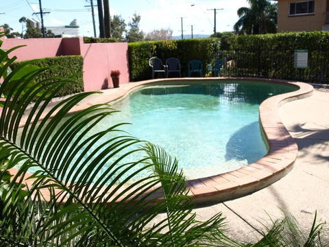 AAA Albion Manor Apartments And Motel - Accommodation Sunshine Coast 3