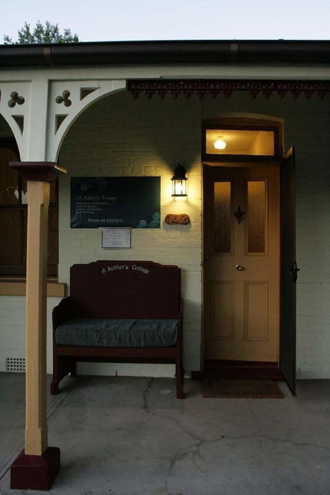 A Settler's Cottage - Accommodation Sunshine Coast 1