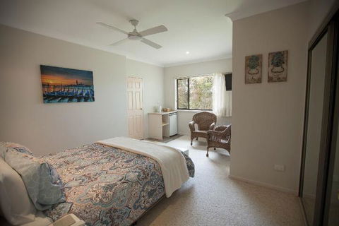 Batemans Bay Manor - Accommodation Sunshine Coast 6