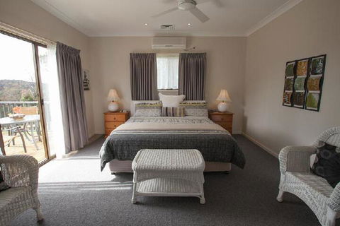 Batemans Bay Manor - Accommodation Sunshine Coast 5