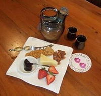 Ayr Bed  Breakfast on McIntyre - Accommodation Sunshine Coast