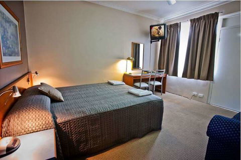 Abbotsleigh Motor Inn - Accommodation Sunshine Coast 4