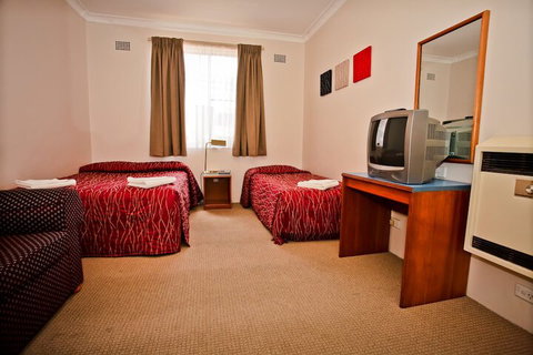 Abbotsleigh Motor Inn - Accommodation Sunshine Coast 7