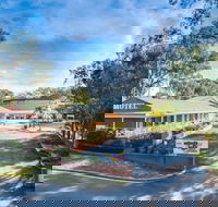 Commercial Golf Resort - Accommodation Sunshine Coast