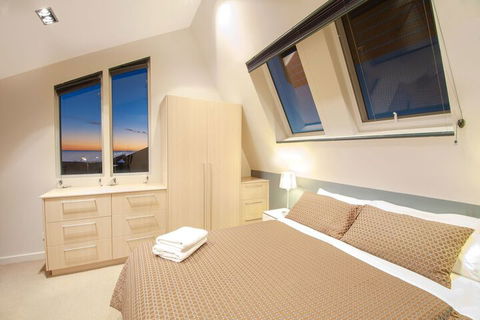 Semaphore Blue Apartments - Accommodation Sunshine Coast 7