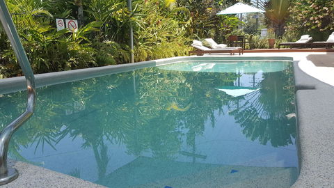 Clifton Sands Holiday Apartments - Accommodation Sunshine Coast 2