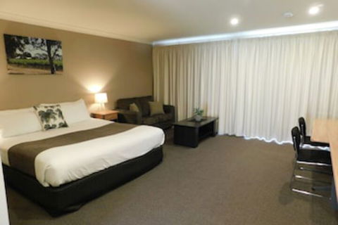 Alexander Cameron Suites - Accommodation Sunshine Coast 0