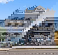 The Madsen - Accommodation Sunshine Coast