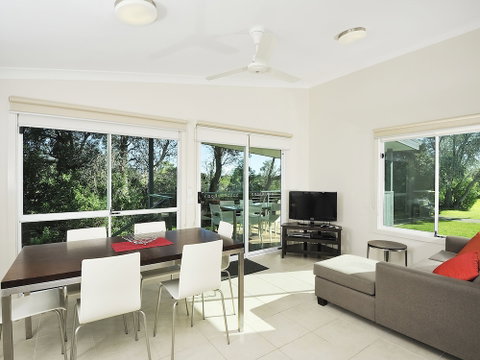 NRMA Eastern Beach Holiday Park - Accommodation Sunshine Coast 4