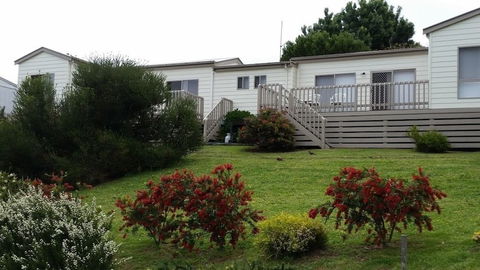Lookout Holiday Units - Accommodation Sunshine Coast 3