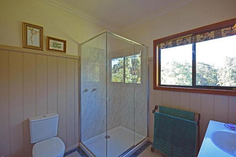 Araluen Park Cottages - Accommodation Sunshine Coast 5