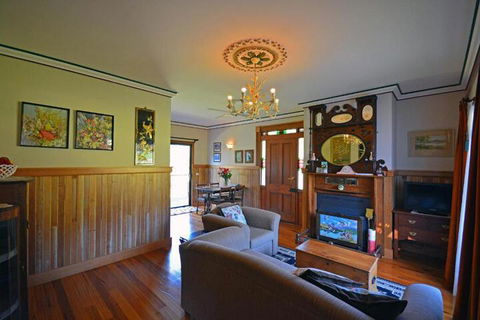 Araluen Park Cottages - Accommodation Sunshine Coast 4