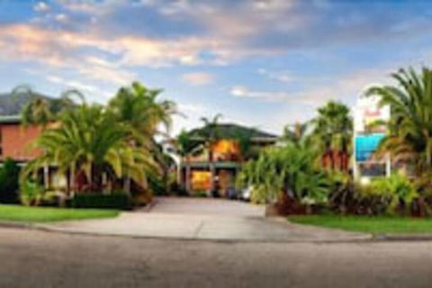 Paradise Holiday Apartments - Accommodation Sunshine Coast 1