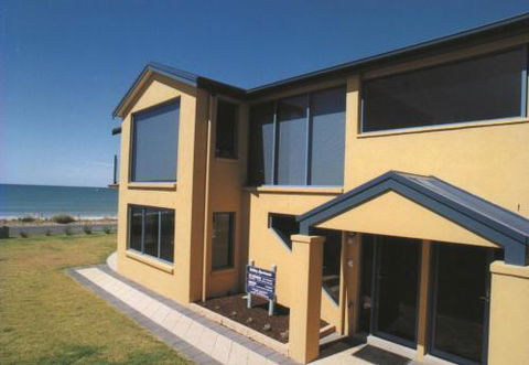 Port Fairy Getaway - Accommodation Sunshine Coast 2