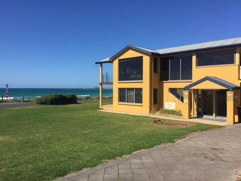 Port Fairy Getaway - Accommodation Sunshine Coast 4